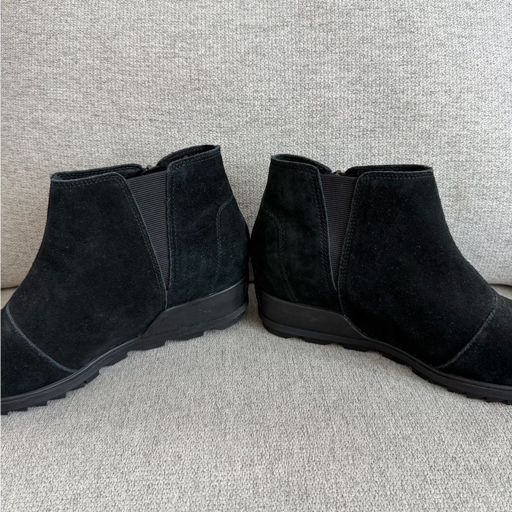 Sorel Evie II Zip Heeled Bootie in Black Suede Leather Size 11 - Picture 6 of 8